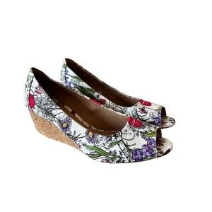 Clarks Artisan Womens Sz 9 Burmese WHT Canvas Floral Peep Toe Cork Wedge Heels